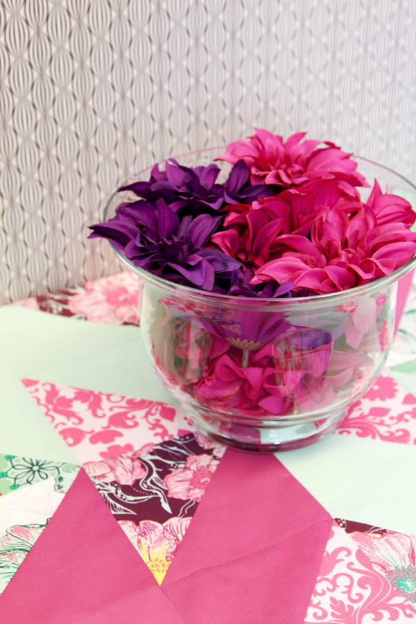 Hyperreal_table_runnerWEB(2)