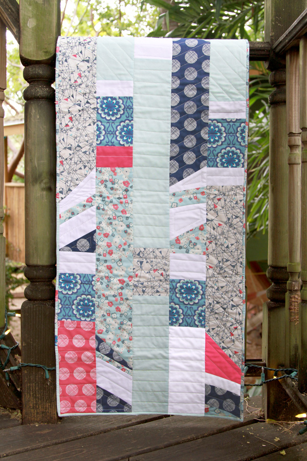 Blueredtablerunner_2 Blueredtablerunner_2