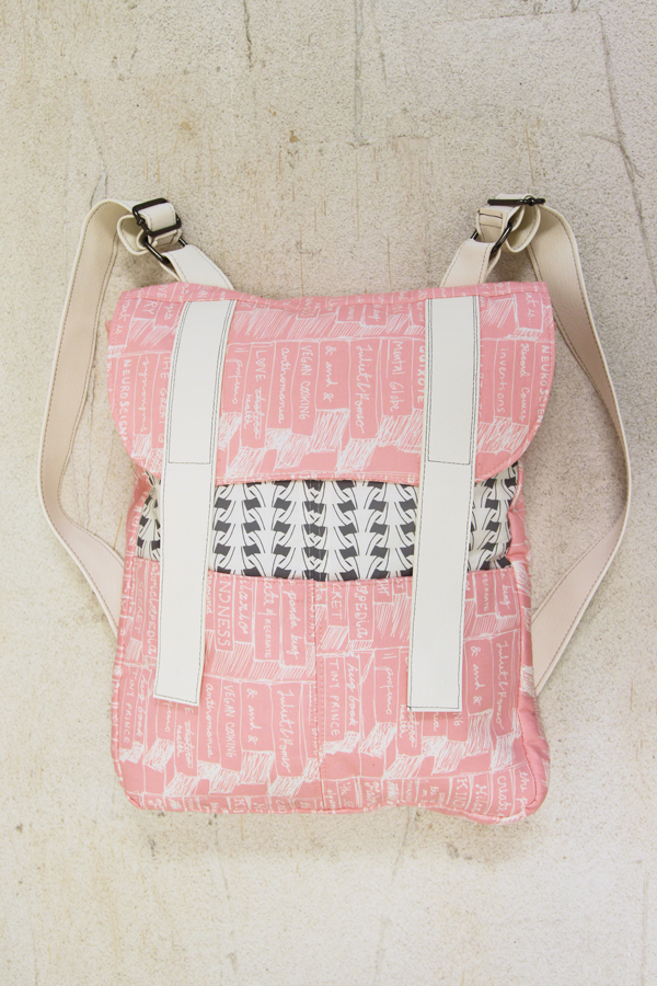ArtGalleryFabrics_Pastel-Thirft_Backpack-Bibliomania-Antidote_3 ArtGalleryFabrics_Pastel-Thirft_Backpack-Bibliomania-Antidote_3