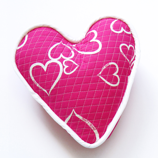 Heart pillow square