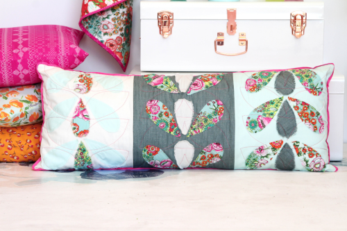 Wild Bloom Quilt Free & Pillow 6