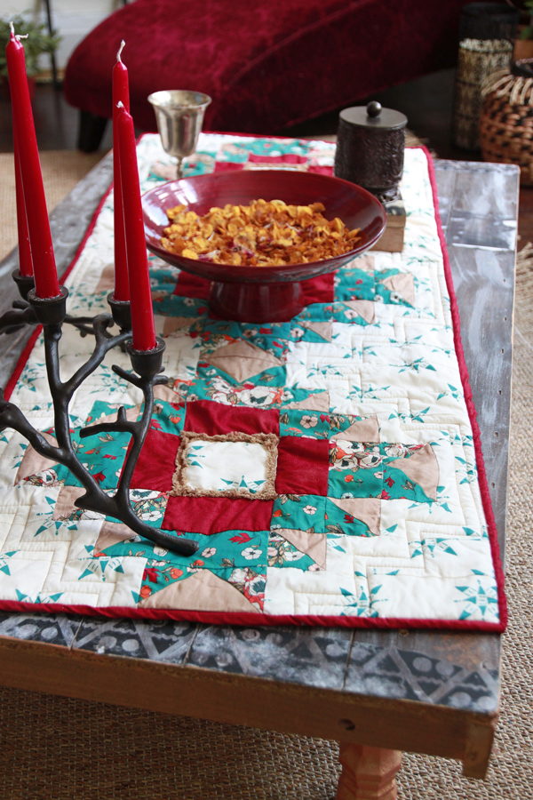 Love-Story-Table-Runner-1