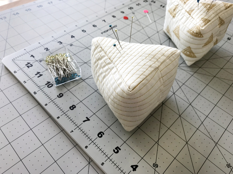 Glass Head Sewing Pins