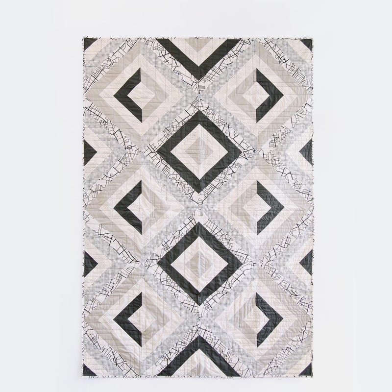 Capsules Lower the Volume Product Inspiration Travel Set & Quilt 4