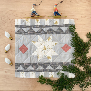Quiltmas Day 8 Smith's General Winter Warmer Quilt Block