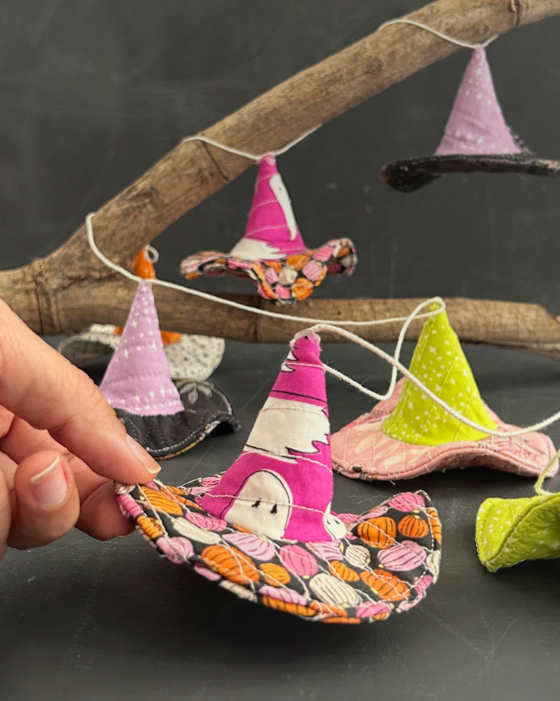 Little Witch Hats_Garland